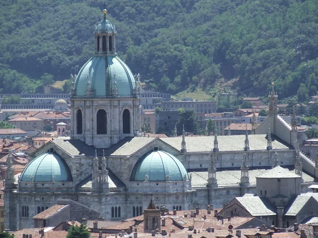 Aparthotel Victoria Hotels Carso Camnago Volta