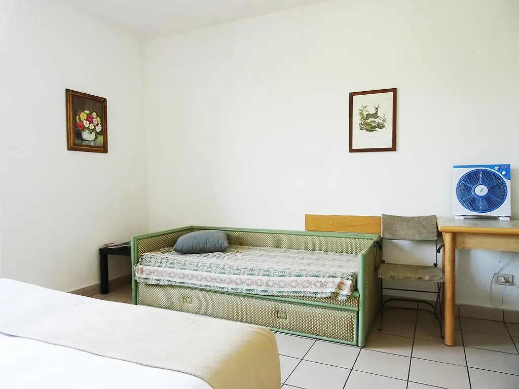 Victoria Hotels Carso Camnago Volta Aparthotel