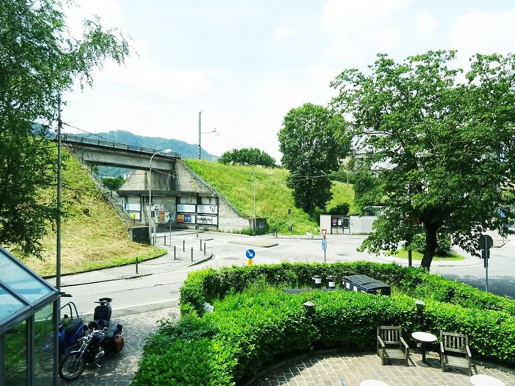 Camnago Volta Victoria Hotels Carso Camnago Volta