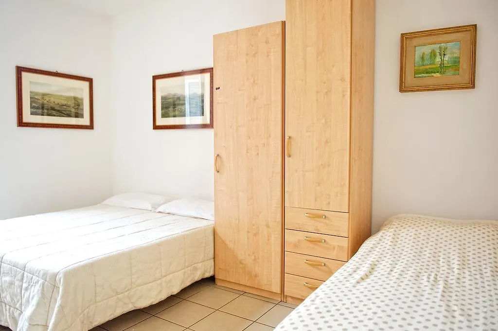 Camnago Volta Victoria Hotels Carso 2*, Camnago Volta איטליה